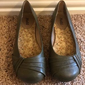 Green Mudd ballet flats